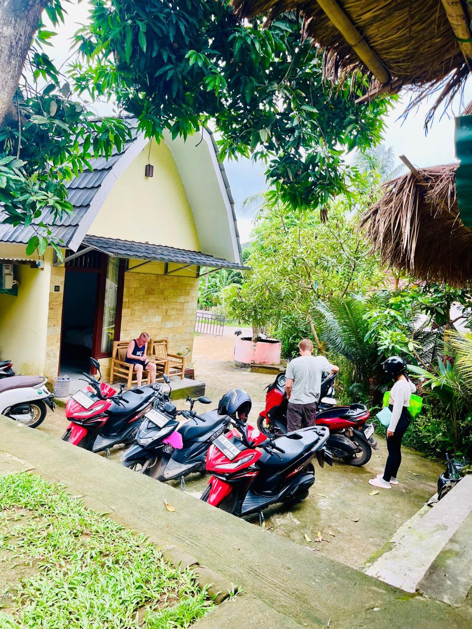 Roy Homestay Kuta Kuta  外观 照片