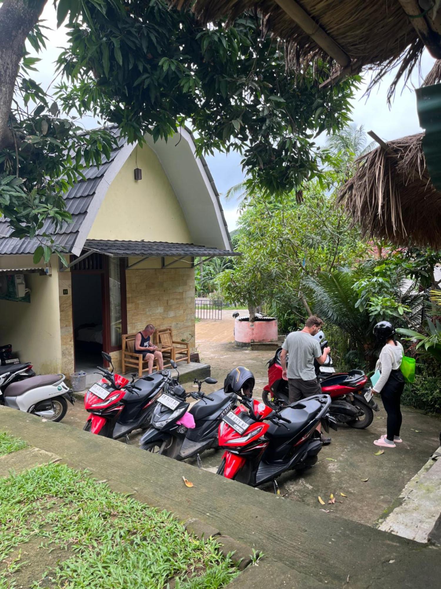 Roy Homestay Kuta Kuta  外观 照片